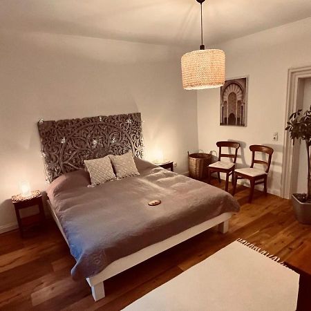 Apartment Am Schloss - Charme Саарбрюккен Экстерьер фото